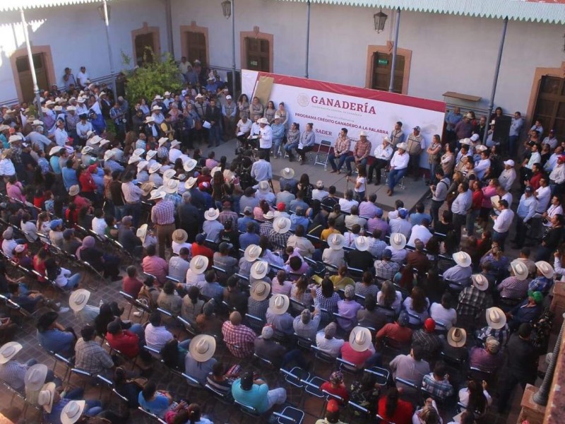 Presentan en Zacatecas Crédito Ganadero a la Palabra