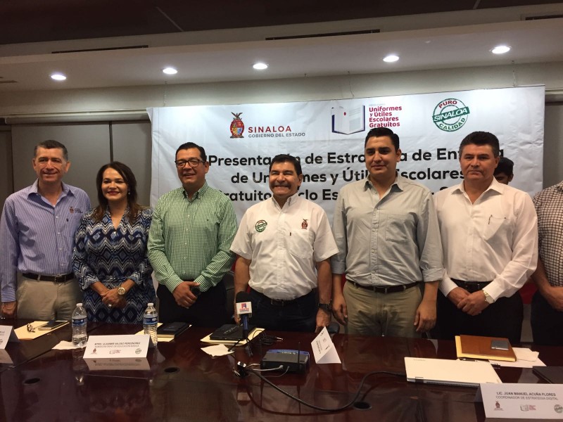 Presentan estrategia de entrega de uniformes y útiles