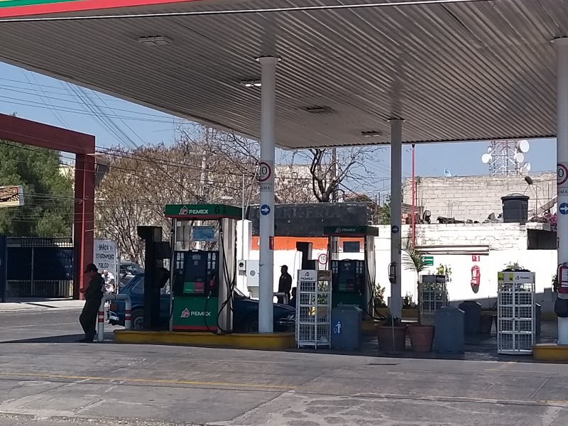 Presentan gasolineras en Tehuacán desabasto de combustible