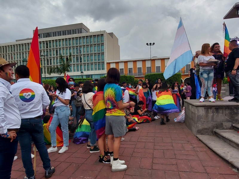 Presentan iniciativa para prohibir terapias de reconversión para comunidad LGBT+