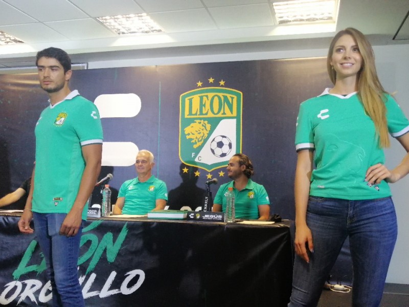Presentan jersey especial del Club León