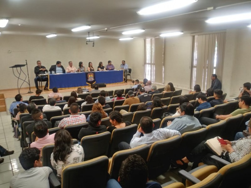 Presentan libro en Día Mundial de Libertad Prensa