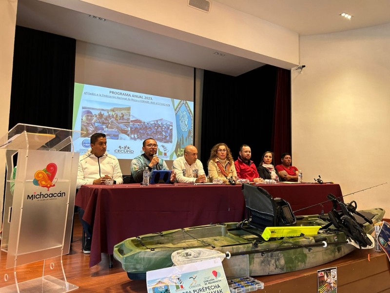 Presentan programa anual de pesca deportiva en Michoacán