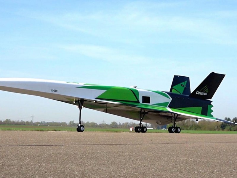 Presentan prototipo de avión supersónico de la empresa Destinus