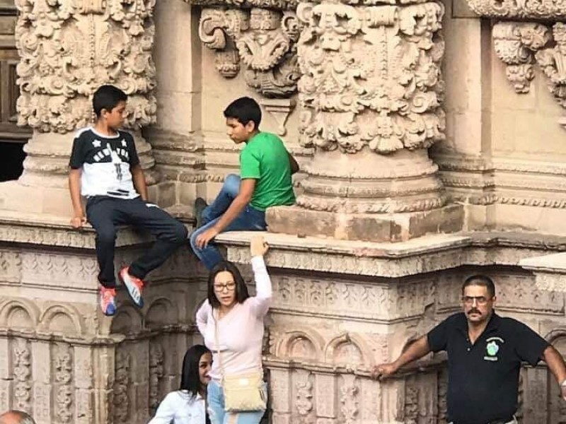 Presentarán denuncia por daños a la Catedral