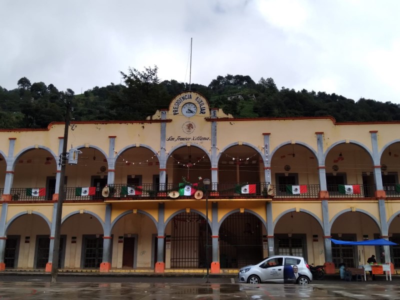 Presidencia auxiliar y auditorio serán habilitados como albergues en Xitlama