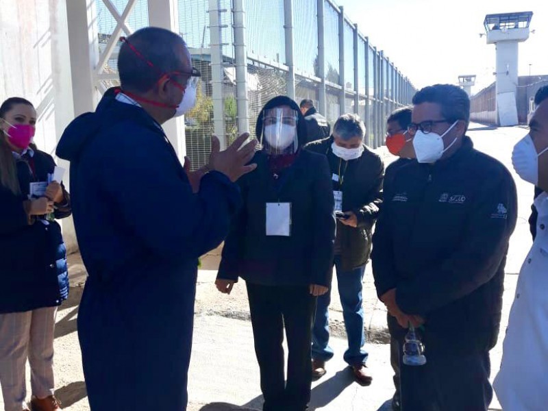 Presidenta de la CDHEZ visita el Cerereso revisando protocolos sanitarios