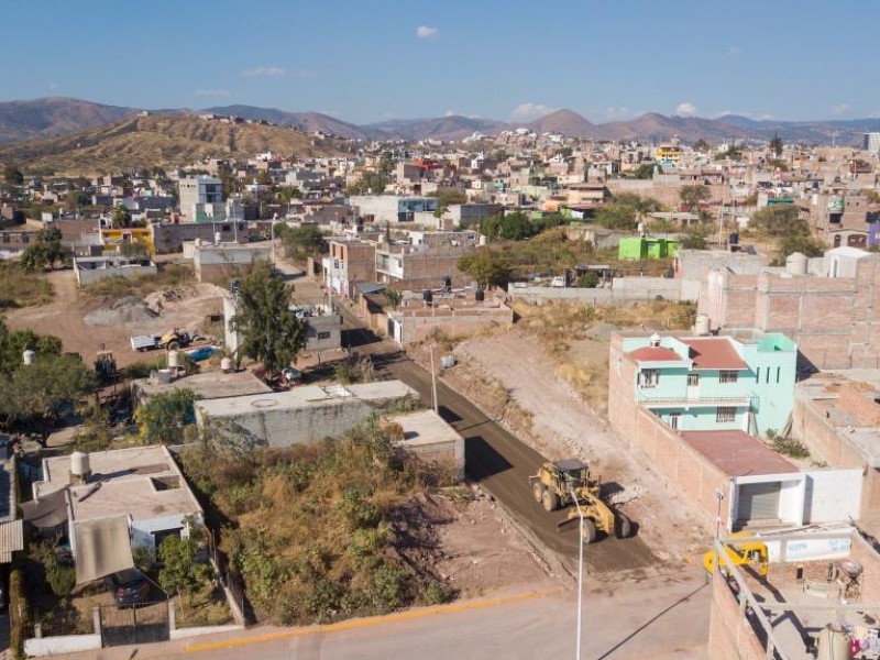 Presidente Municipal de Guanajuato supervisa avance de obras de pavimentación