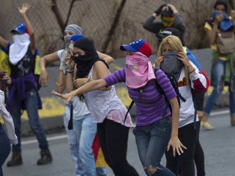 Presos políticos venezolanos protagonizan motín