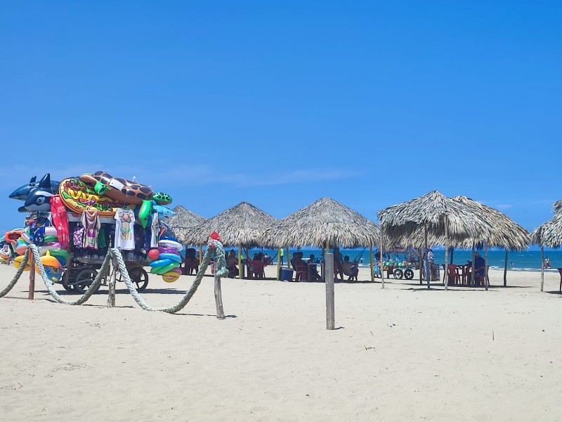 Prestadores de servicios en zona playa esperan repunte en ventas