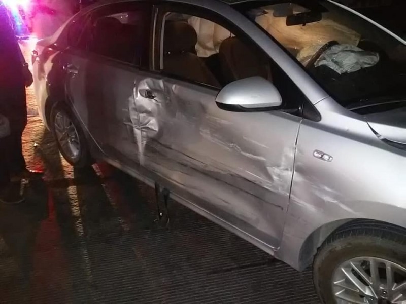 Presunto hijo de Gómez Báhamaca provoca accidente vial