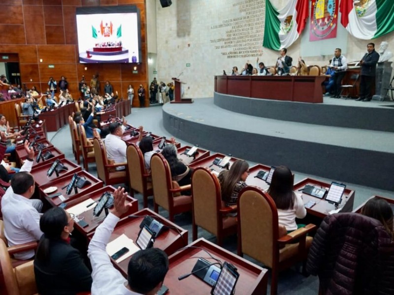 Presupuesto 2024 busca combatir la deserción escolar en Oaxaca