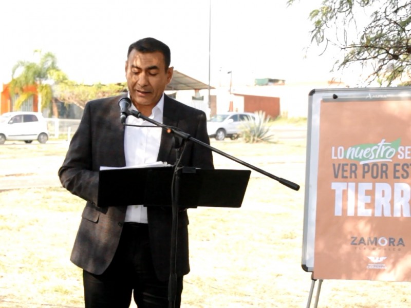 Pretende Salvador Zamora acabar con desabasto de agua
