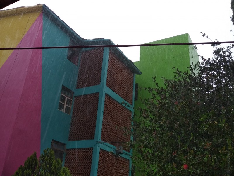 Prevé SMN lluvias intensas para Michoacán este domingo