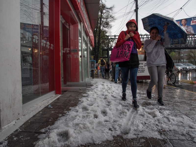 Prevén granizo y lluvia en la CDMX