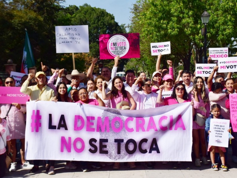 PRI Querétaro participa en marcha por el INE este domingo