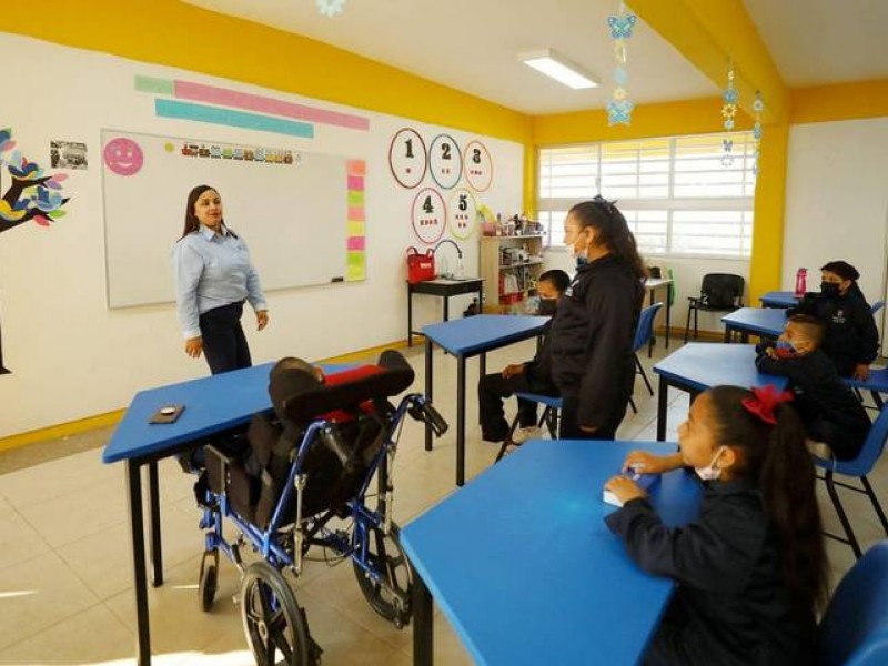 Primarias de Tepic discriminan a niños con discapacidad