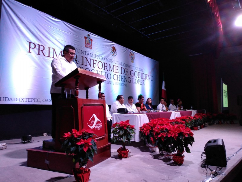 Primer informe de Gobierno en Ciudad Ixtepec