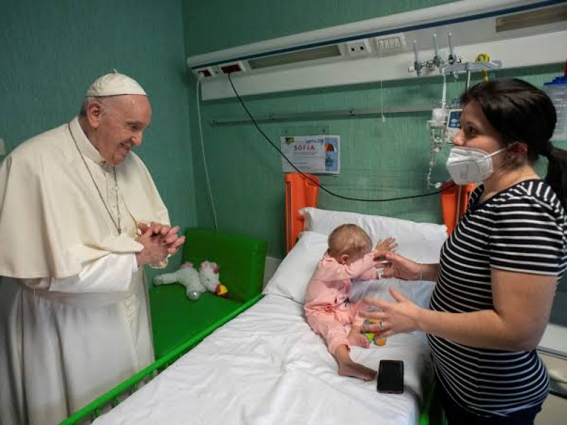 Primera dama de Ucrania agradece al Papa ayuda para niños