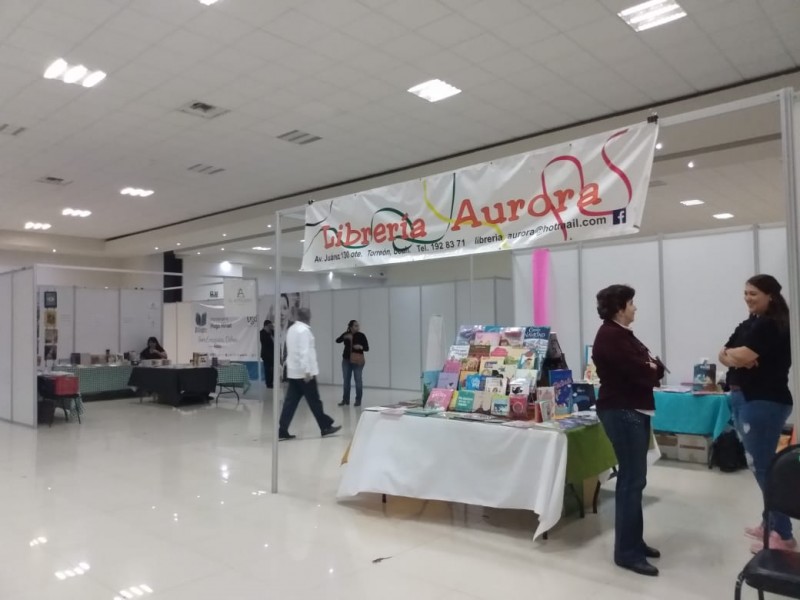 Primera Feria de Libro cumple meta de visitantes