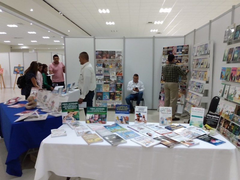 Primera Feria del Libro Región Laguna