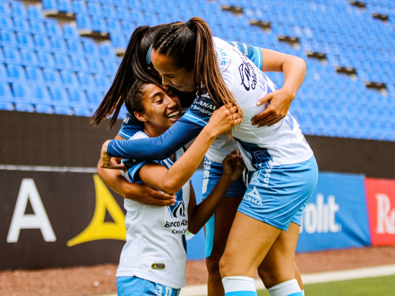 Primera victoria del AP 2022 de Puebla femenil