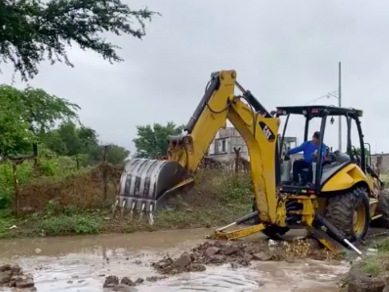 Primeras afectaciones por lluvias en Juchitán, calles inundadas
