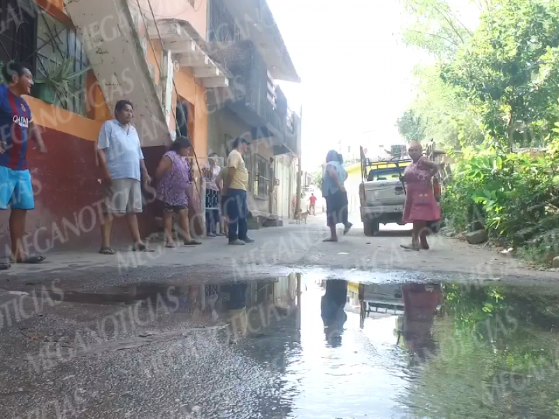 Problemática de aguas negras, sin atención en Tehuantepec