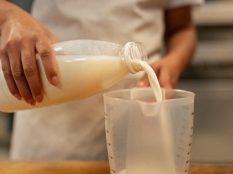 Producción de leche está limitada; no hay donde venderla