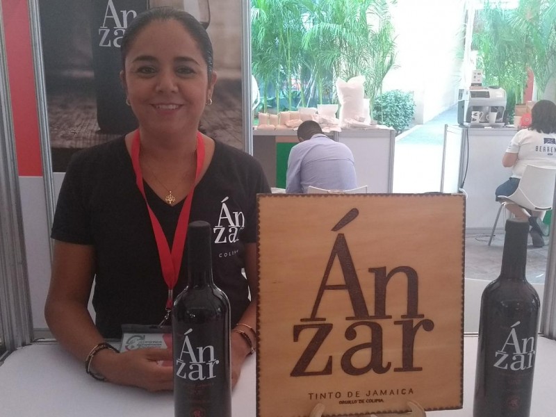 Producen vino artesanal de jamaica en Colima