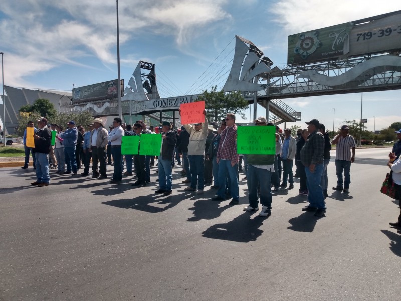 Productores de Tlahualilo protestan contra alcalde y Conagua