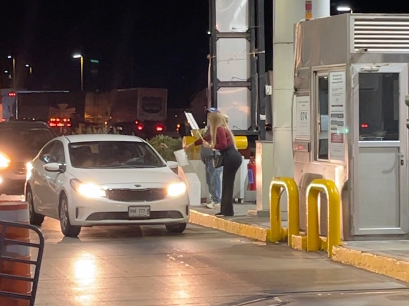 Productores reciben apoyo solidario en caseta Cuatro Caminos