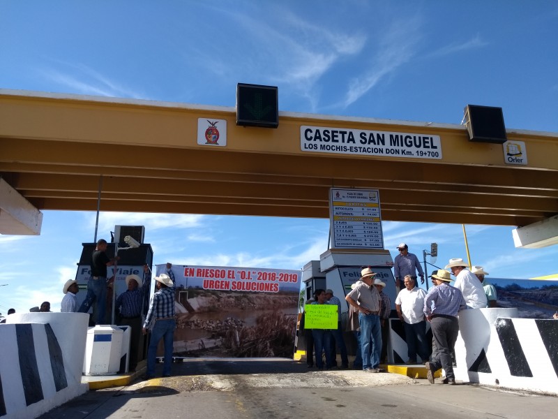 📷Productores toman caseta San Miguel