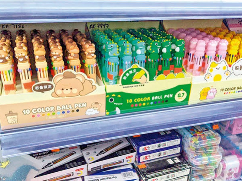 Productos de origen chino afectan a papelerías en el regreso a clases