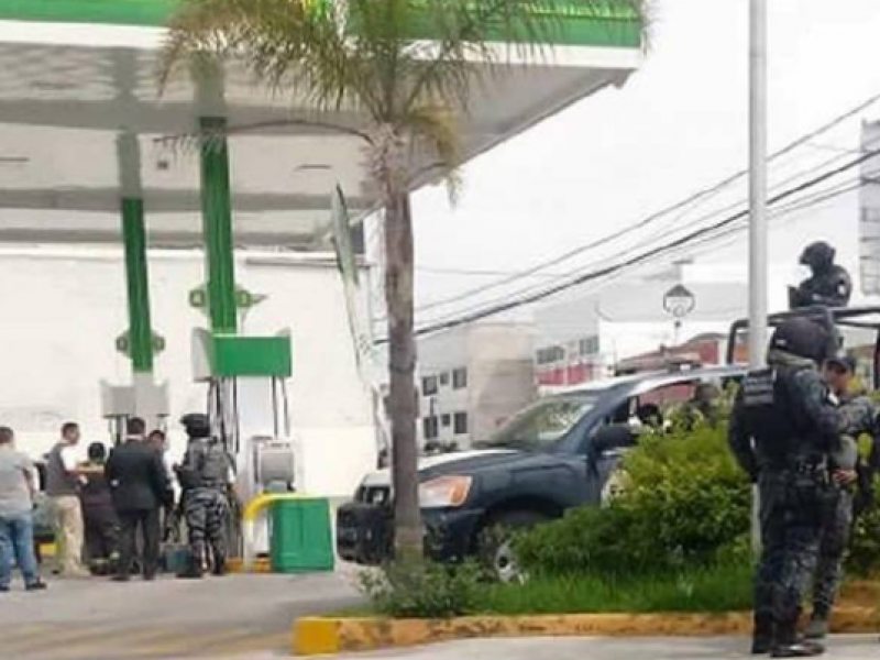 PROFECO realiza operativo a dos gasolineras de Puebla