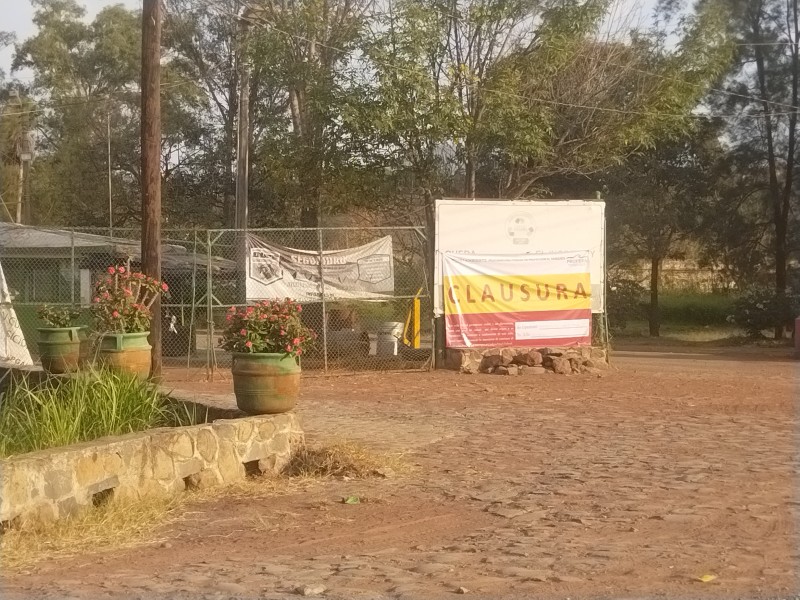 Profepa clausura actividades del basurero de Laureles