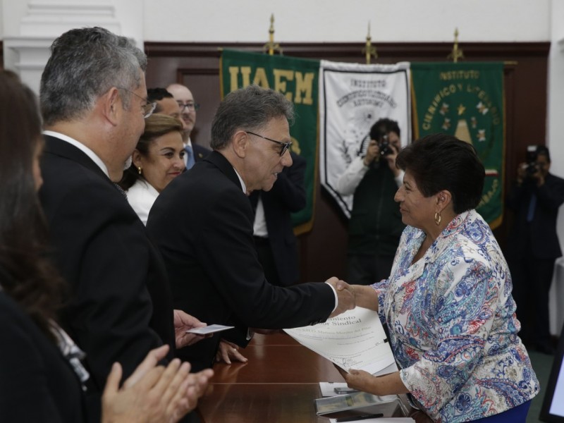 Profesores universitarios forman a los líderes del futuro:UAEM