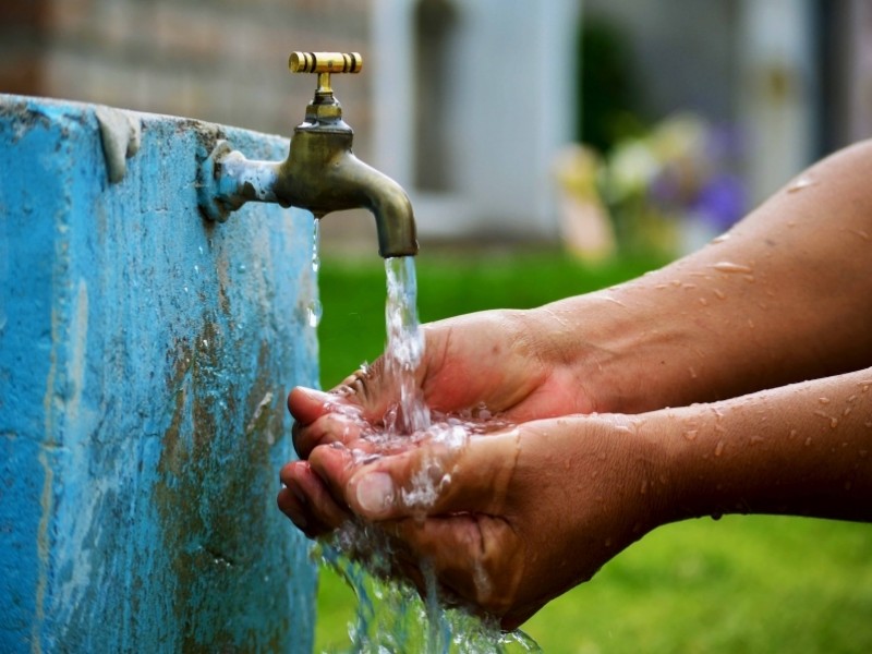 Programa de distribución de agua potable para este miércoles