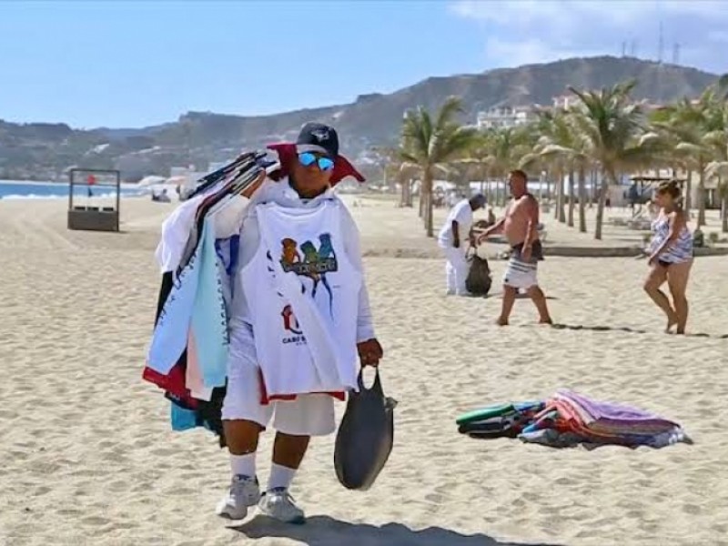 Prohiben a ambulantes trabajar en playas durante Semana Santa