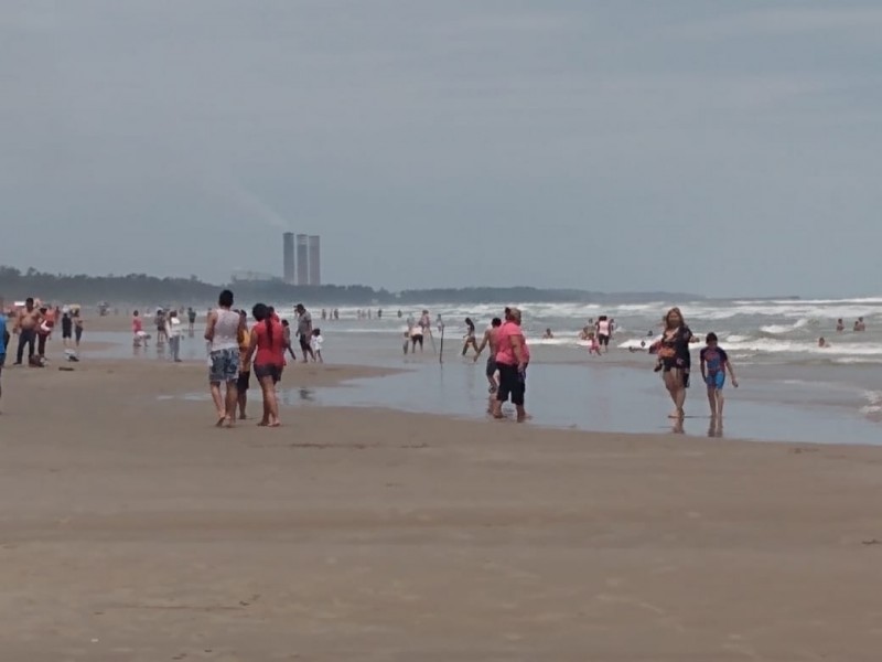 Prohíben fiestas y bailes en playas durante Semana Santa