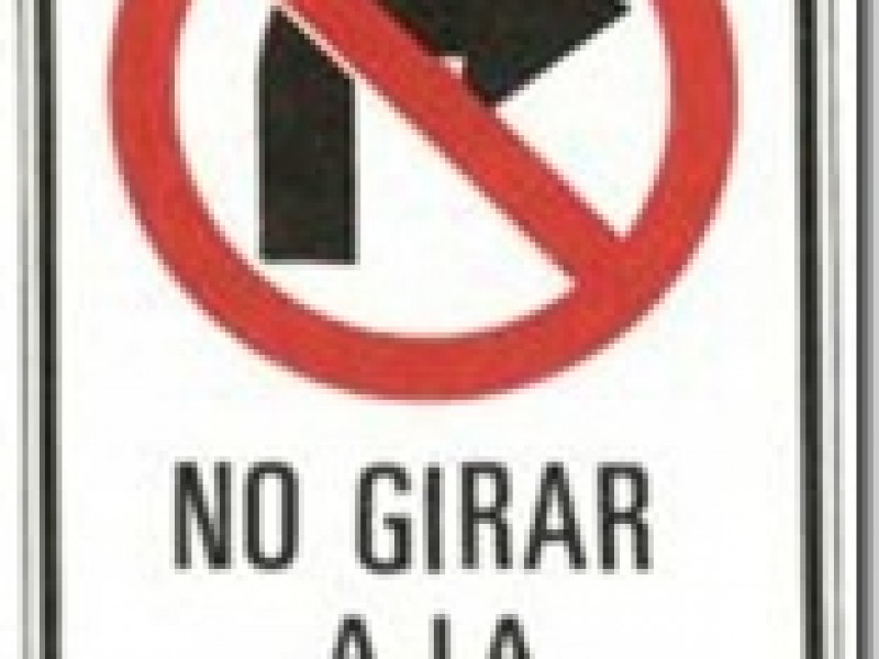 Prohibidas las vueltas a la derecha en Puebla