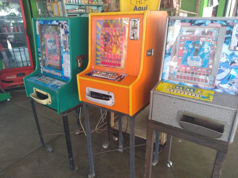 Bananas Go Bahamas Slot Machine
