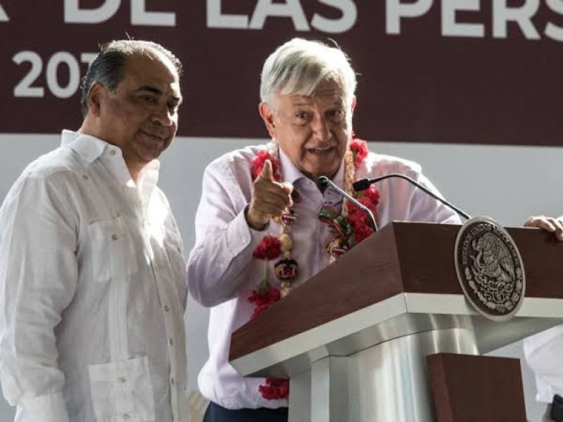 Promete AMLO equipar hospital de Chilapa, Guerrero