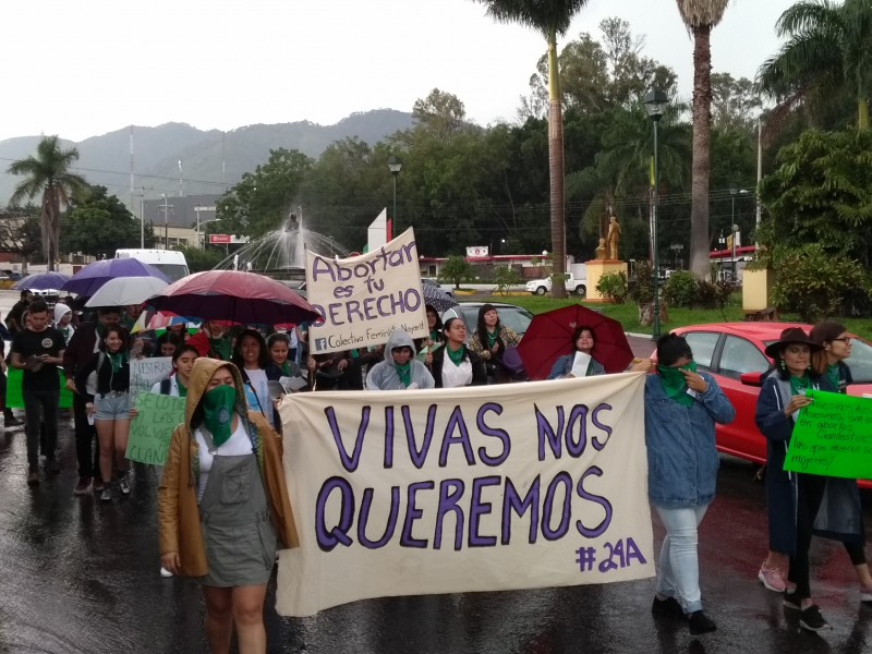 Promueve Marea Verde la legalización del aborto