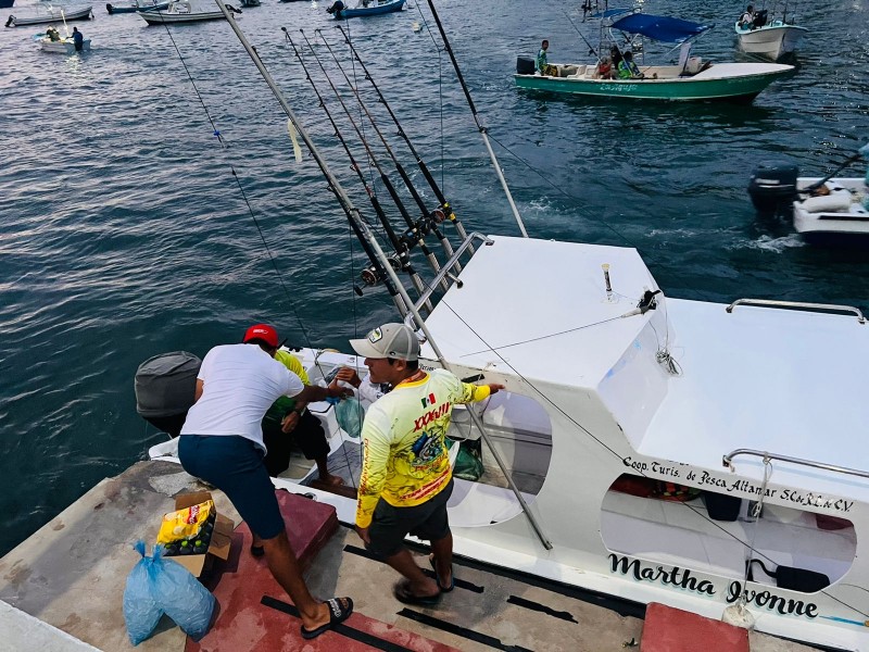 Promueven captura y liberación en pesca deportiva de Zihuatanejo
