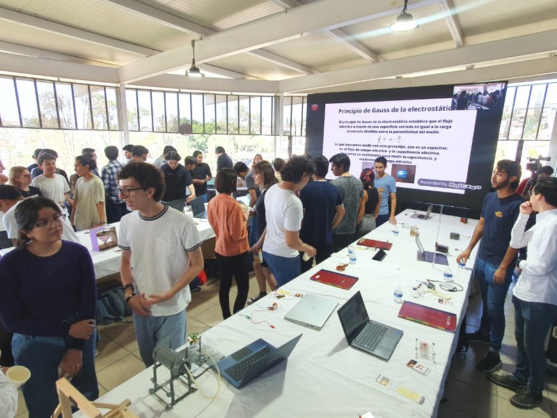 Promueven enseñanza en la ciencia entre jóvenes de la UG