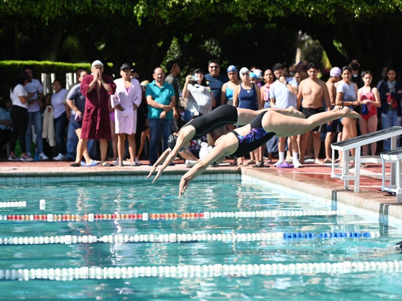 Promueven práctica de natación en jóvenes de la región Zamora