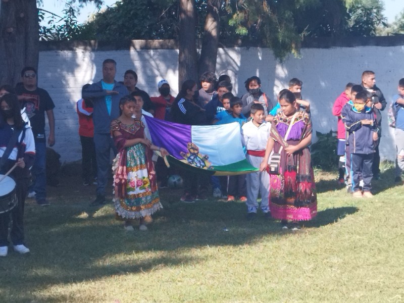 Promueven práctica deportiva entre niños de comunidades indígenas de Chilchota