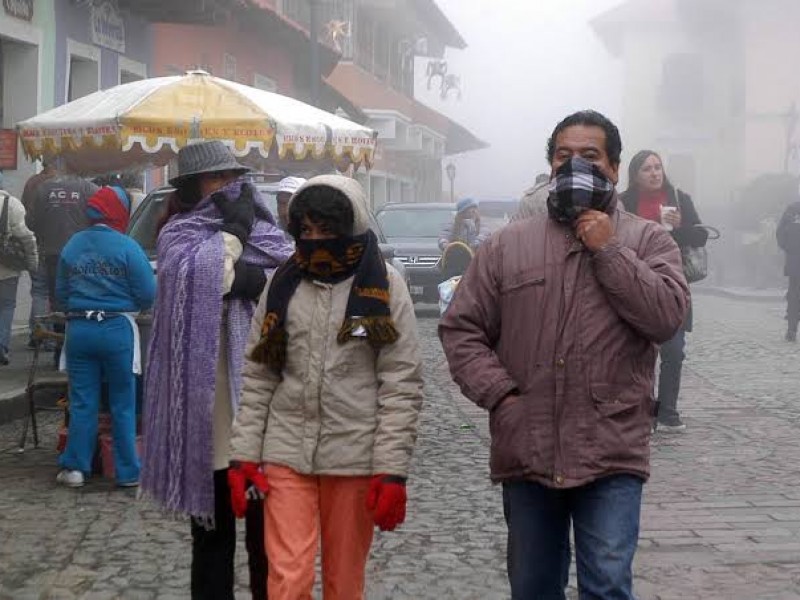 Pronostican ambiente frío y heladas en el país