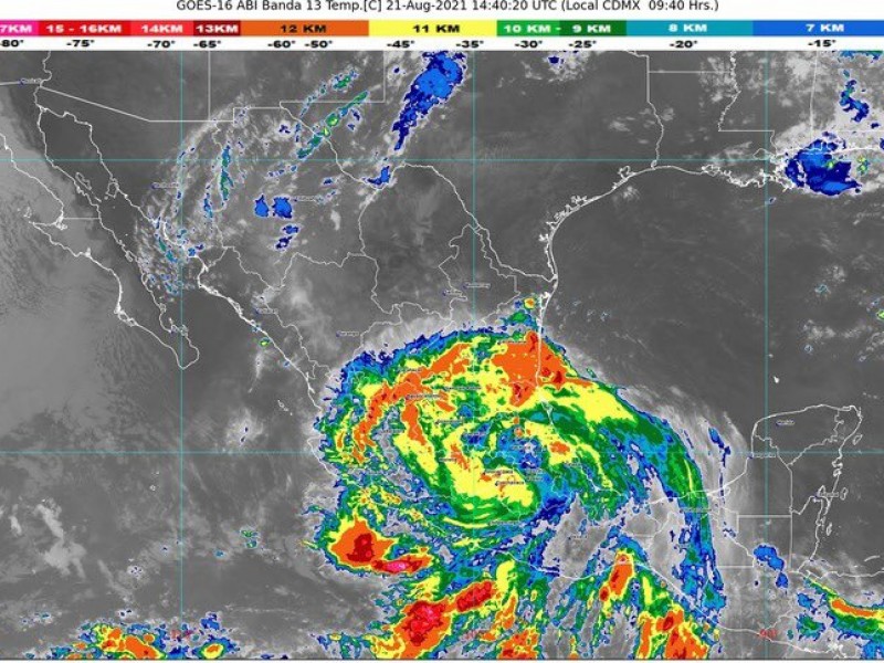 Pronostican lluvias en Costa Grande por Onda Tropical 22